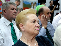 Галина Янковская вернулась на зарплату в облдуму