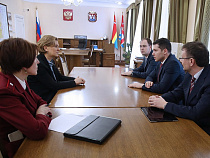 Глава Роспотребнадзора сказала Антону Алиханову, чему уделить внимание перед ЧМ-2018 