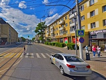 На 8 пешеходных переходах в Калининграде сделают светофоры с кнопкой