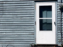 Под Калининградом безработный украл продукты из коттеджа пенсионера