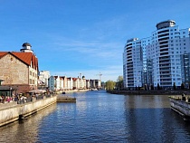 Горевший пентхаус в центре Калининграда стал привлекать туристов