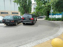 Ещё у одной машины из Германии скрутили номера в Калининграде