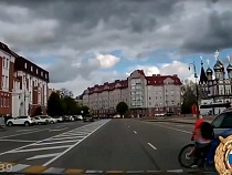 Аномалия с наездами на машины проявилась и в Гусеве 