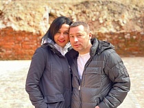 Мэр Немана опубликовал снимки с экс-главой фонда капремонта Оксаной Астаховой