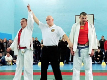 Более 70 военнослужащих приняли участие в чемпионате Балтийского флота по армейскому рукопашному бою