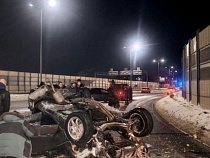 В Калининграде очевидцы ДТП вырывали дверь в «Мерседесе»