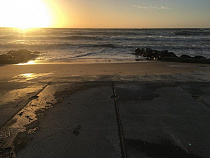 В Янтарном появился бетонный слип к морю для рыбаков и дайверов