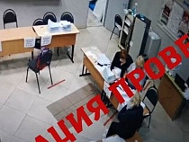 Члены УИК пересчитывали бюллетени после закрытия избирательного участка