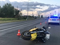 18-летняя девушка сбила мотоциклиста на трассе Талпаки - Советск