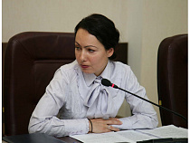 Анну Луконину оштрафовали на 3000 рублей за затягивание решения по земельным участкам