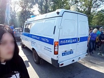 Алиханов предложил полиции помочь жителям Балткосы в борьбе с хулиганами