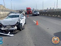 В Калининграде на мосту страшно разбился «Амберавто»