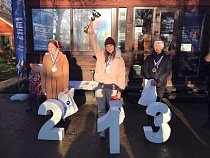 Вышедшая из воды русалка восхитила Калининград