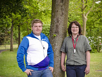 Калининградский ученый определяет загазованность воздуха по лишайникам