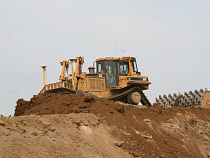 На карьере под Балтийском горел бульдозер
